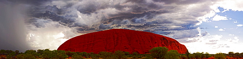 Morning light with rain storm approaching, Uluru (Ayers Rock), Uluru-Kata Tjuta National Park, UNESCO World Heritage Site, Northern Territory, Australia, Pacific