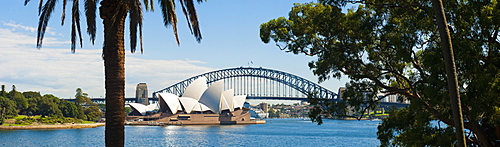 Sydney Opera House, UNESCO World Heritage Site, and Sydney Harbour Bridge panoramic from Sydney Royal Botanic Gardens, Sydney, New South Wales, Australia, Pacific