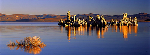 Tufa towers, South Tufa Aerea, Mono Lake, California, USA