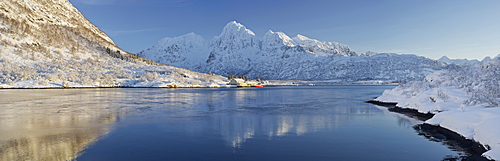 Austnesfjorden, Rulten Mountain, Austvagoya, Lofoten, Nordland, Norway