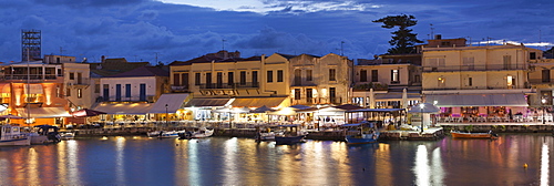 Old Venetian harbour, taverns on seaside, Rethymno, Rethymnon, Crete, Greek Islands, Greece, Europe