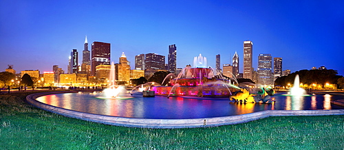 Buckingham fountain, Chicago, Illinois, United States of America, North America