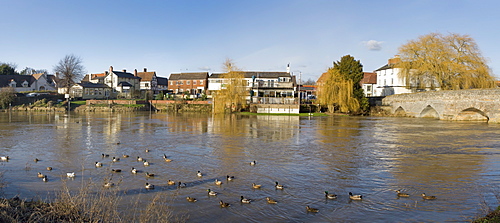 River Avon, Bidford-on-Avon, Warwickshire, England, United Kingdom, Europe