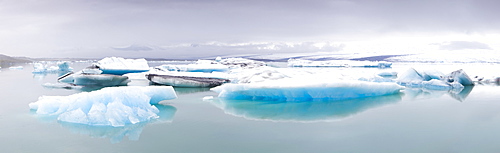 Icebergs floating on the Jokulsarlon glacial lagoon, Iceland, Polar Regions