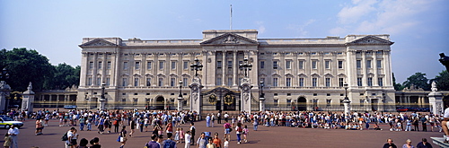 Panoramic view of Buckingham Palace, London, England, United Kingdom, Europe