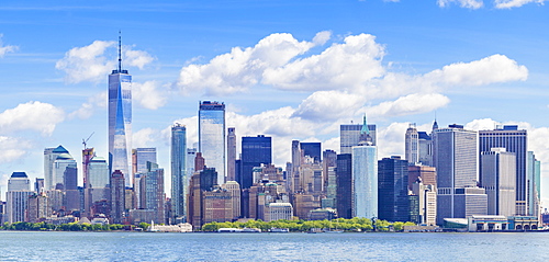 Lower Manhattan skyline, panorama, New York skyline, One World Trade Center tower, Hudson River, New York, United States of America, North America