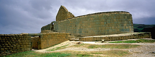 Inca Ingapirca, north of Cuenca, is Ecuador's greatest Inca archaeological site Sun Temple was main structure in the fortified Inca town, Highlands, Ecuador