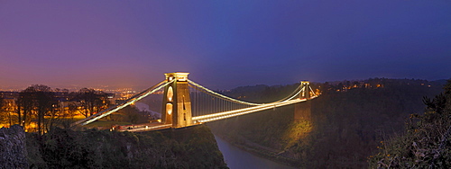 The Clifton Suspension Bridge spanning the Avon Gorge, Bristol, England, United Kingdom, Europe