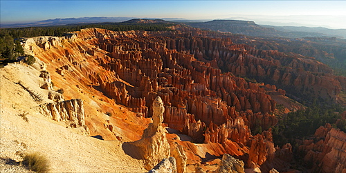 Panoramic photo of sunrise from Inspiration Point, Bryce Canyon National Park, Utah, United States of America, North America 