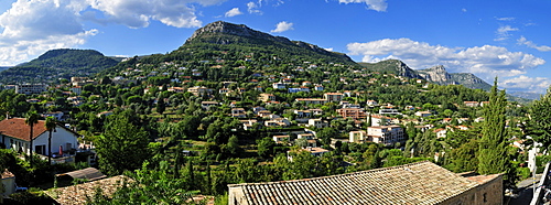 Mountain view north of Vence, Cote d'Azur, Alpes Maritimes, Provence, France, Europe