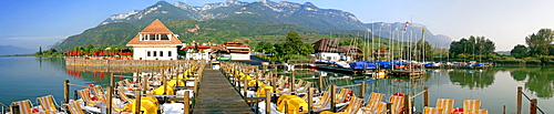 Panoramic view, pedalo boats at Lago di Caldaro, Kalterer See lake, South Tyrol, Italy, Europe