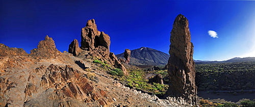 Roques de Garcia, Mount Teide, or Pico del Teide, Tenerife, Canary Islands, Spain, Europe