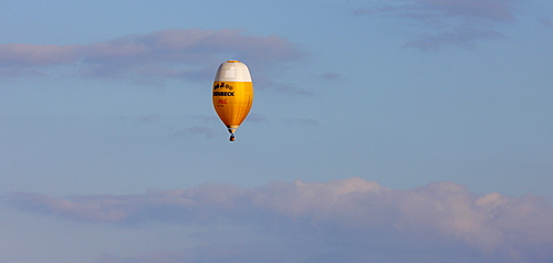 Aerial view, hot-air-balloon, 20th Warsteiner Montgolfiade, hot-air-balloon festival, Warstein, Sauerland, North Rhine-Westphalia, Germany, Europe