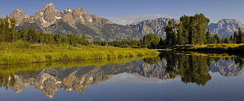 Panorama, Snake River, Schwabacher Landing, in front of the Teton Range mountain range, Grand Teton National Park, Wyoming, United States of America, USA