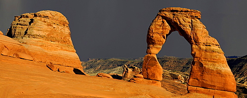 Panorama, Delicate Arch, thunderstorms, Arches National Park, Moab, Utah, Southwest, United States of America, USA