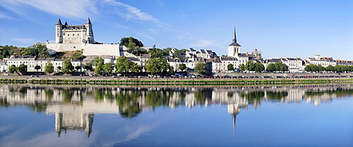 City view with castle and church of Saint Pierre, Saumur, Department Maine-et-Loire, Region Pays de la Loire, France, Europe