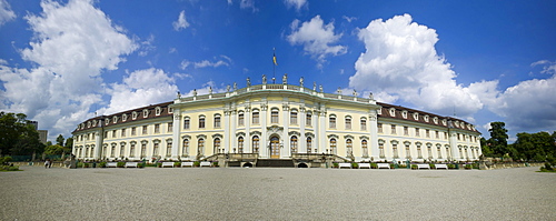 Schloss Ludwigsburg Palace, South Garden, New Corps de Logis, Ludwigsburg, Baden-Wurttemberg, Germany, Europe