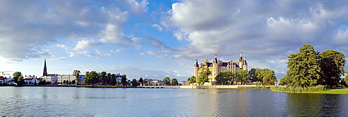 Views over Lake Burgsee on cathedral, state chancellery, theater, museum and castle, Schwerin, Mecklenburg-Western Pomerania, Germany, Europe