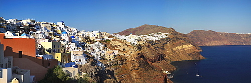 Oia on the cliff line of the Caldera, Santorini, Cyclades, Greece, Europe