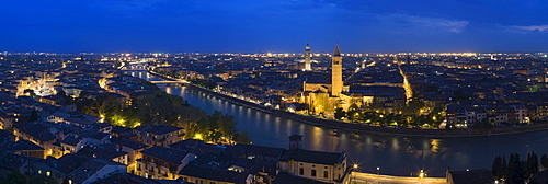 View of Verona with Sant'Anastasia Church, Veneto, Italy, Europe