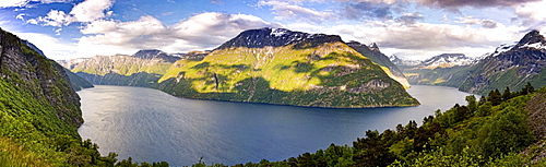 Panoramic views of the Sunnylvsfjord and the mouth of the Geiranger Fjord, Norway, Scandinavia, Europe