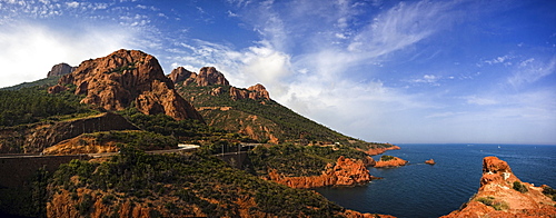 Esterel Massif, Provence-Cote d'Azur, Departement du Var, France, Europe