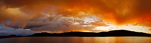 Stormy atmosphere on Lake Dlinoe, Sailughem Mountains, Altai Republic, Siberia, Russia, Asia