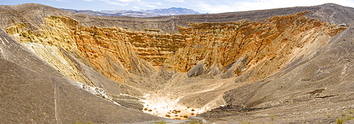 Ubehebe Crater, Death Valley National Park, California, USA