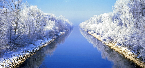 Iller canal, Baden-Wuerttemberg, Bavaria, Germany