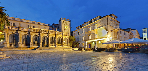 Venetian Loggia, Palace Hotel at the harbour, Hvar, Hvar Island, central Dalamatia, Dalmatia, Adriatic coast, Croatia, Europe, PublicGround