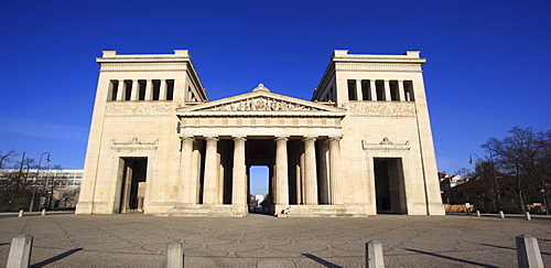 Propylaea gate, Koenigsplatz square, Munich, Bavaria, Germany, Europe