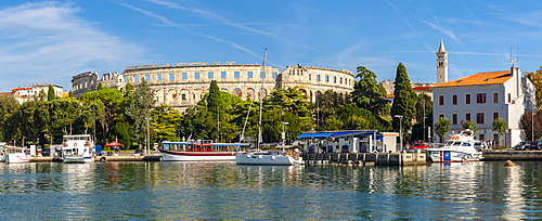 View of Pula Marina and Roman Arena (Amphitheatre), Pula, Istria County, Croatia, Adriatic, Europe