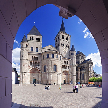 Cathedral of St. Peter and Liebfrauenkirche church, UNESCO World Heritage Site, Trier, Mosel Valley, Rhineland-Palatinate, Germany, Europe