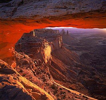 Mesa Arch, Canyonlands National Park, Utah, United States of America (U.S.A.), North America