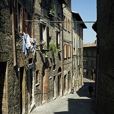 Street scene, Urbino, (Marche) Marches, Italy, Europe