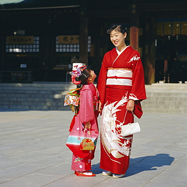 Traditional dress, Shichi-Go-San Festival, Tokyo, Japan