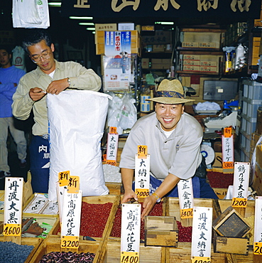 Shop selling dried fruit and nuts, Tsukiju, Tokyo, Japan