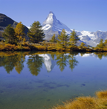 The Matterhorn mountain (4478m), Valais (Wallis), Swiss Alps, Switzerland, Europe