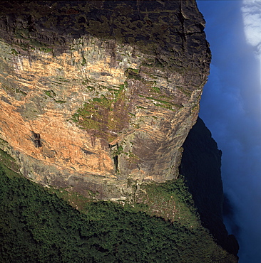 Aerial image of tepuis showing northern prow in the Guyanese sector of Mount Roraima (Cerro Roraima), Venezuela, South America