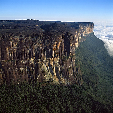 Aerial image of tepuis showing eastern cliff looking towards Brazil and Guyana, Mount Roraima, Venezuela, South America