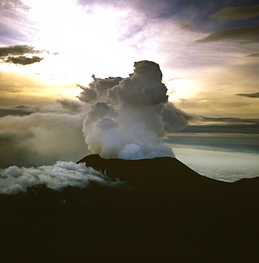 Aerial view of Mount Nyiragongo, an active volcano in the Virunga Mountains in Virunga National Park, near the border with Rwanda, known for its recent devastating eruptions, Democratic Republic of the Congo, Great Rift Valley, Africa