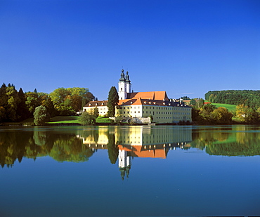 Former monastery of Vornbach, Inn River, Lower Bavarian Spa Triangle, Bavaria, Germany, Europe