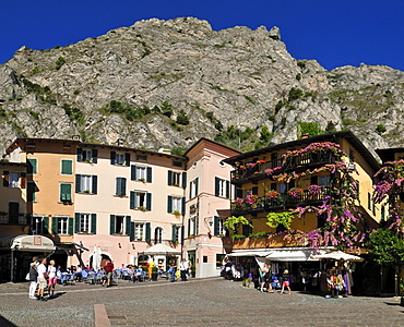 Limone sul Garda, Lake Garda, Lombardia, Italy, Europe