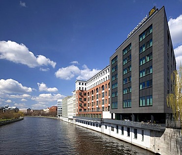 Office building on the banks of the Spree River, Charlottenburg, Berlin, Germany, Europe