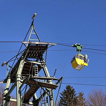 Yellow alpine cable car, Kampenwand, Upper Bavaria, Germany, Europe