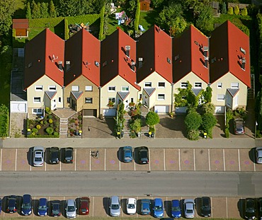 Aerial view, row houses, parking lots, Recklinghausen, Ruhrgebiet region, North Rhine-Westphalia, Germany, Europe