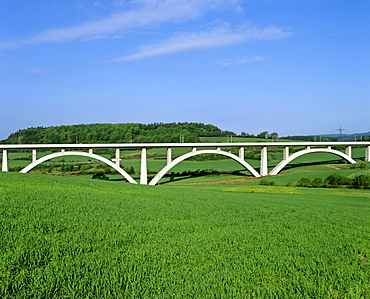 721 m or 2365 ft-long Waelsebachtalbruecke (Waelse Valley Bridge), part of the ICE Hanover-to-Wuerzburg high-speed railway line near Kirchheim, Hesse, Germany, Europe