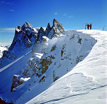 Fermedatuerme and Sass Rigais peaks, Geislergruppe Range, Groednertal Valley, Dolomites, South Tirol, Italy, Europe