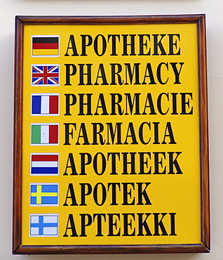 ESP Spain Canary Islands La Palma : Pharmacy-sign in Los Llanos. |