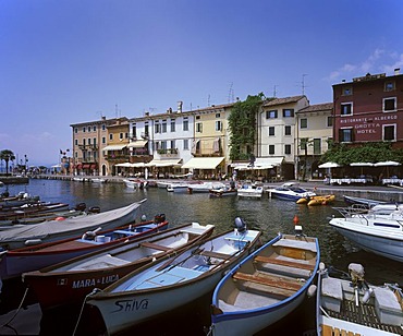 Lazise, lake Garda, Veneto, Italy